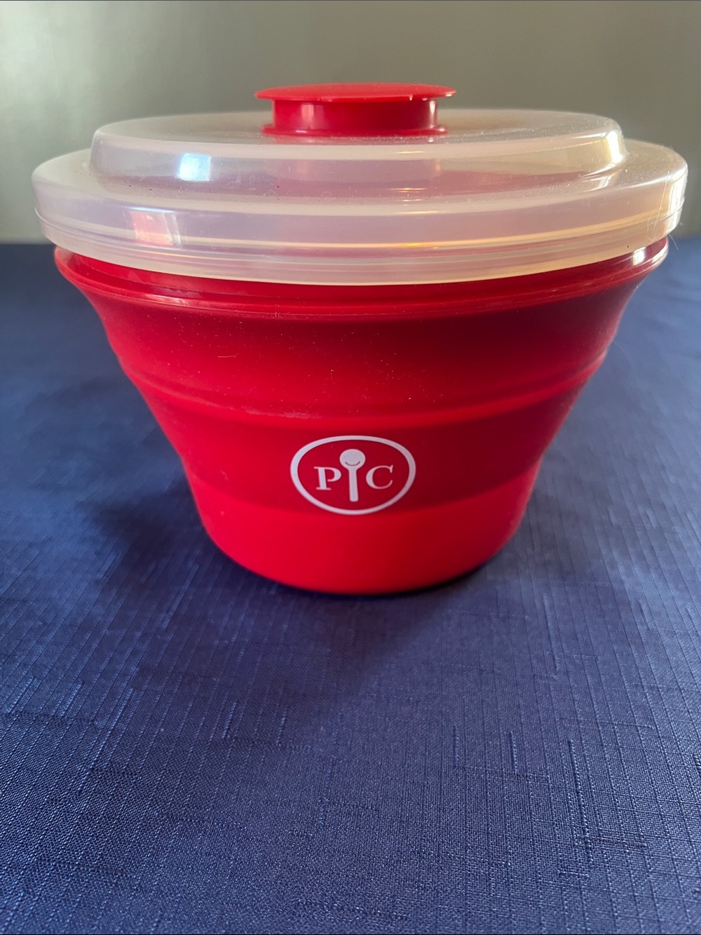 Pampered Chef Red Collapsible Silicone Bowl with Lid